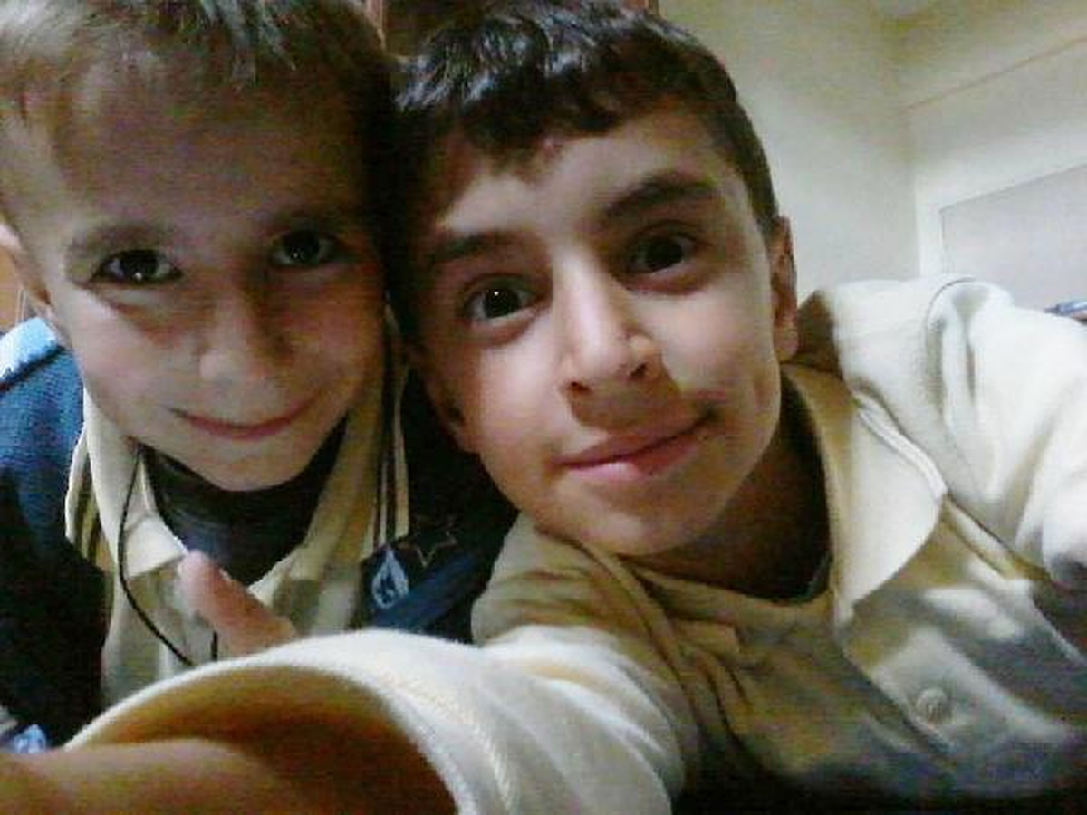 2 Kardeş Bisikletle Ticari Araca Çarptı: 1 Ölü, 1 Yaralı