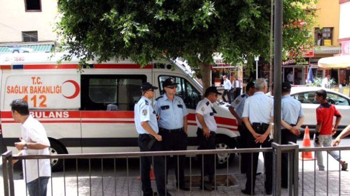 Adıyaman Adliyesi\'nde Kavga: 4 Yaralı