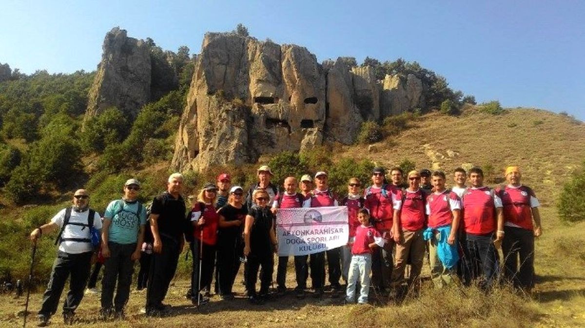Afdos Tınaztepe 32 İnlere Yürüdü