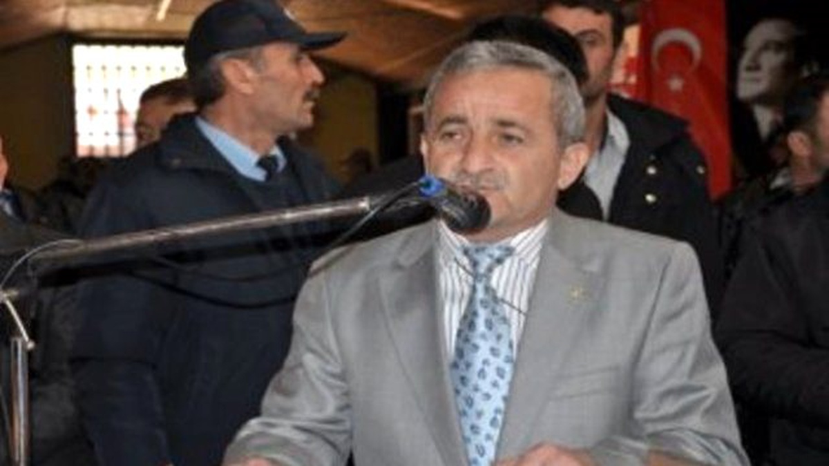 AK Parti Yenice İlçe Başkanı Tom\'un İstifası
