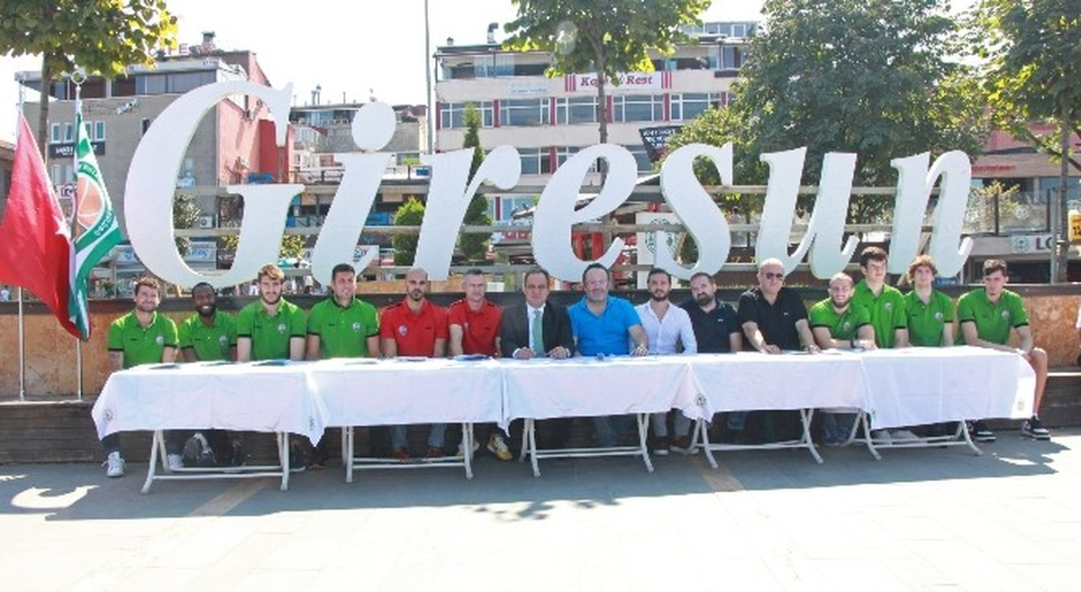 Basketbol\'da Yeşilgiresun Belediye\'nin Hedefi Play-Off