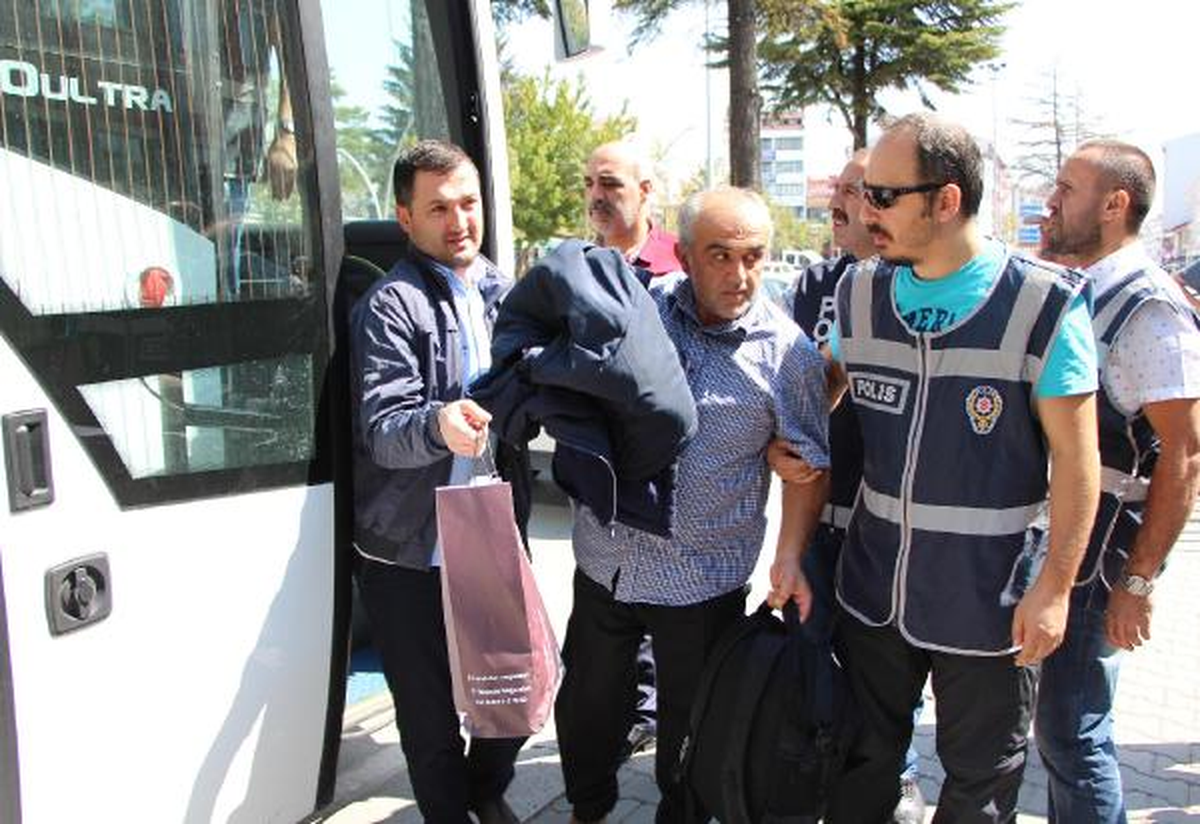 Bolu Vali Yardımcısı Ertaş\'a Fetö Gözaltısı (2)