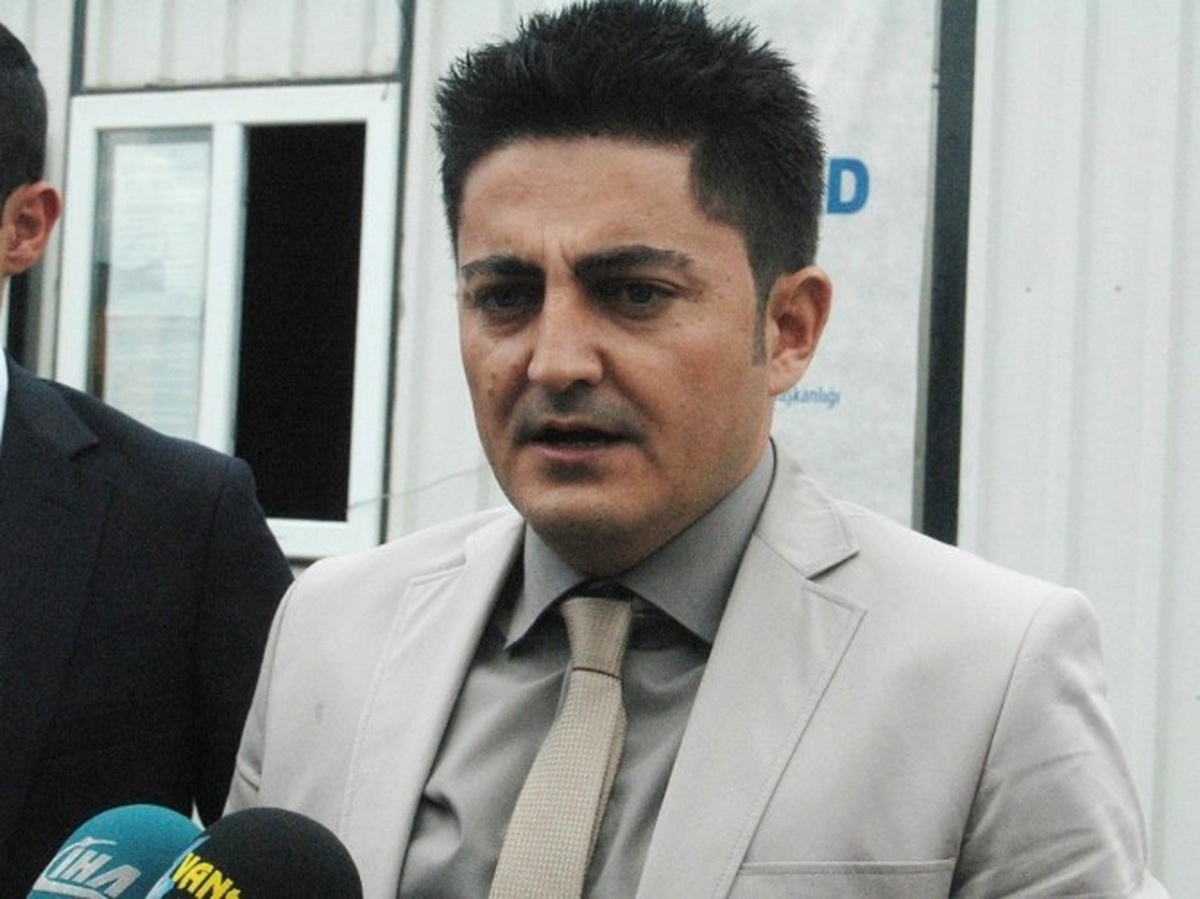 Bolu Vali Yardımcısı, Fetö Soruşturmasında Gözaltına Alındı