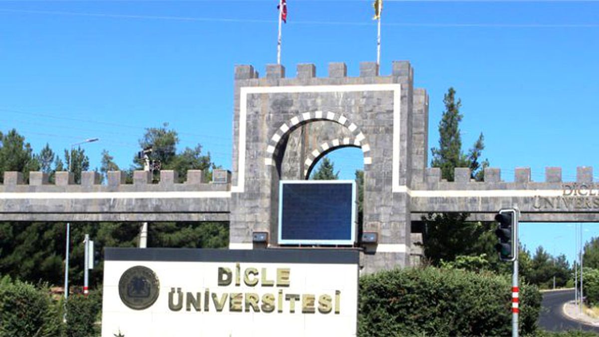 Dicle Üniversitesi\'nde 140 Kişi Açığa Alındı