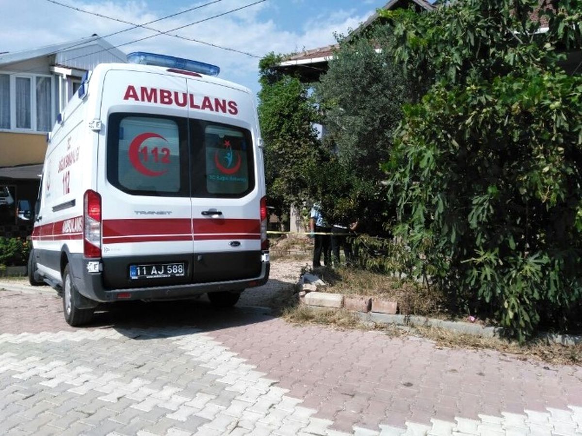 Görevden Alınan Öğretmenin İntihar Ettiği İddiası