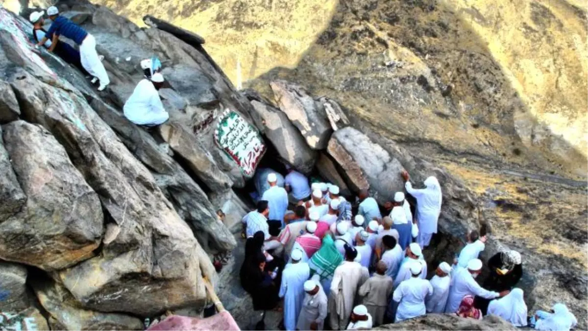 Hacı Adaylarının Zorlu Hira Yolculuğu