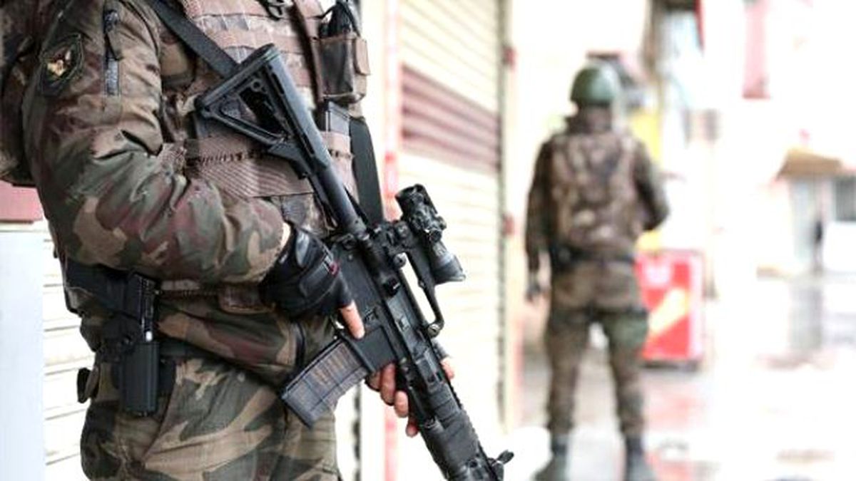 Siirt\'in Eruh ve Pervari İlçelerindeki \'Geçici Özel Güvenlik Bölgeleri\' 15 Gün Uzatıldı
