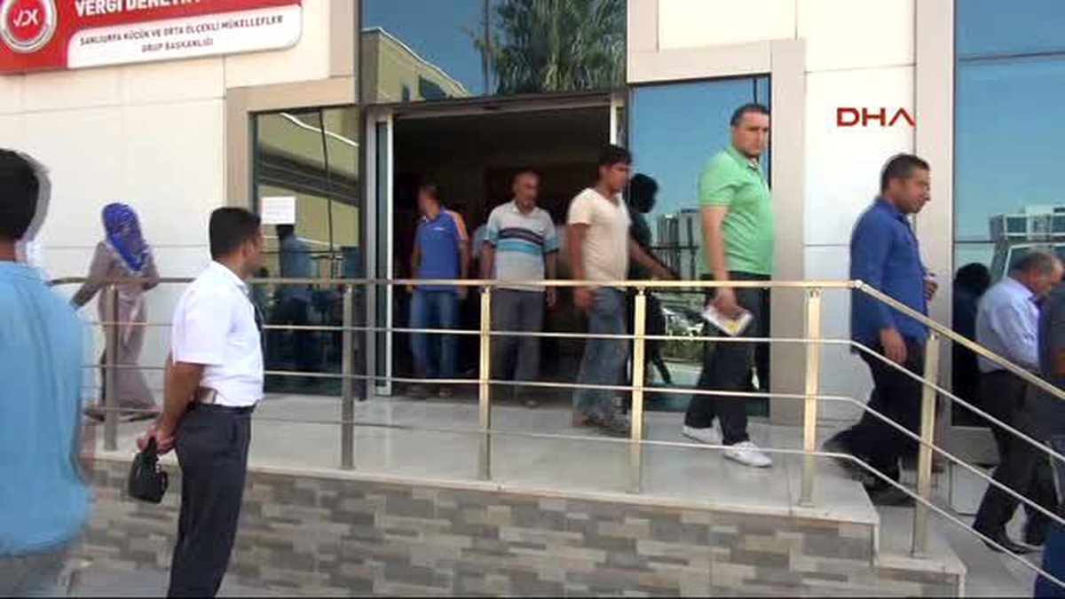 Şanlıurfa\'da Mahalle Sakinlerinden Muhtar Hakkında Suç Duyurusu