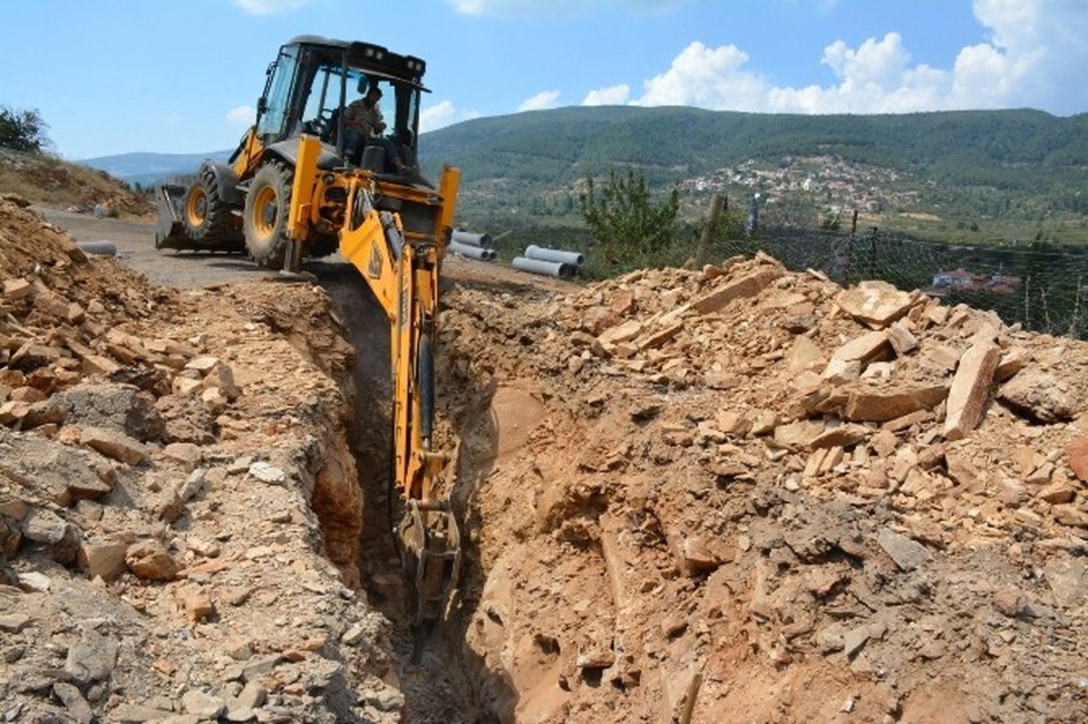 Turgutlu Kabaçınar\'a Yeni Kanalizasyon Hattı
