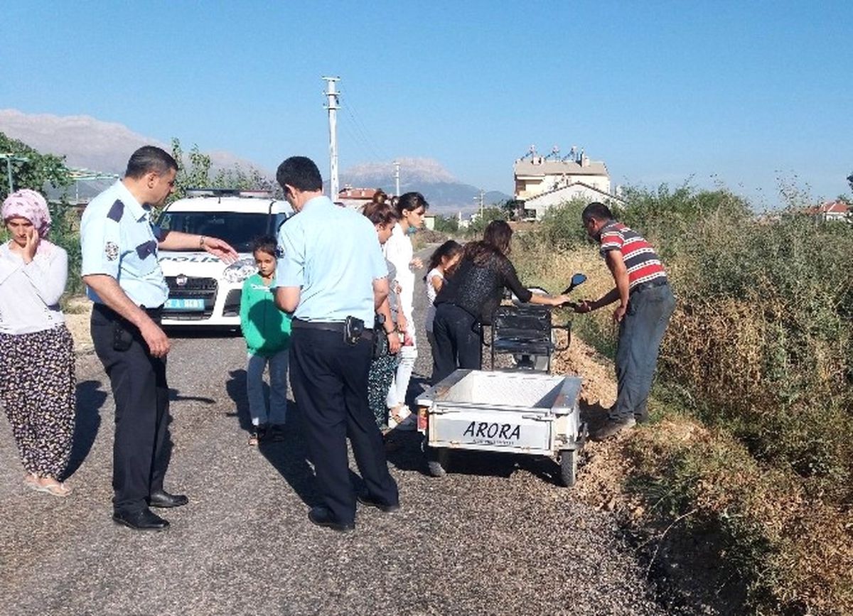 Üç Tekerli Elektrikli Bisiklet Devrildi: 1 Yaralı