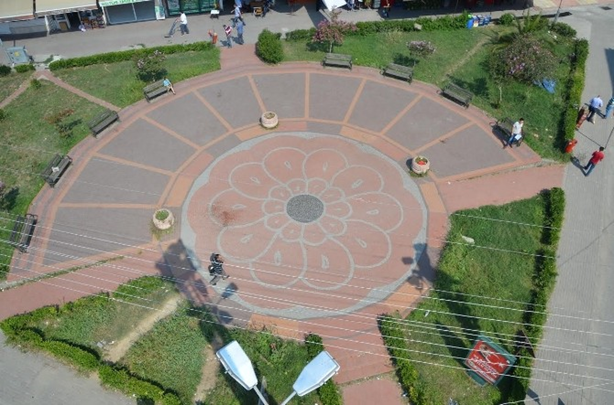 Alaplı Belediyesi Havuz ve Parkları Bayrama Hazırlıyor