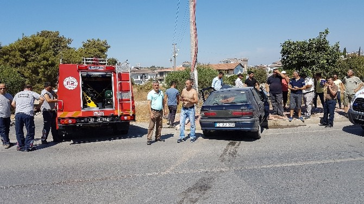 Antalya\'da Trafik Kazası: 3 Yaralı
