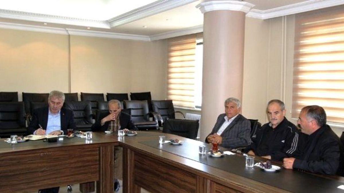 Bayburt Belediye Başkanı Memiş, Muhtarlarla Bir Araya Geldi