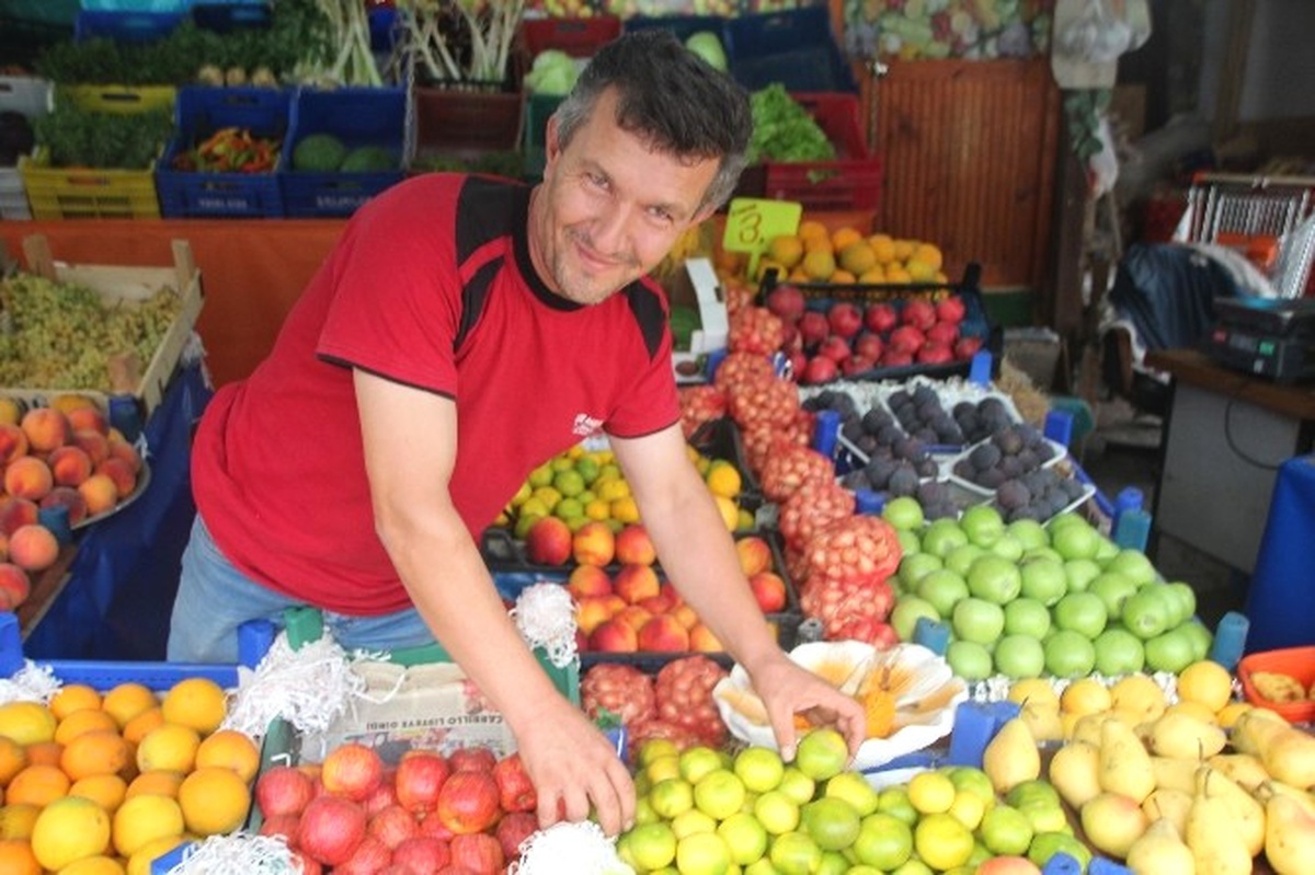 Bilecik\'te Kış Meyveleri Tezgahlara Geldi