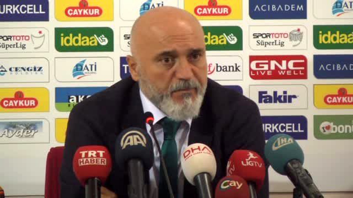 Çaykur Rizespor Teknik Direktörü Karaman Açıklaması