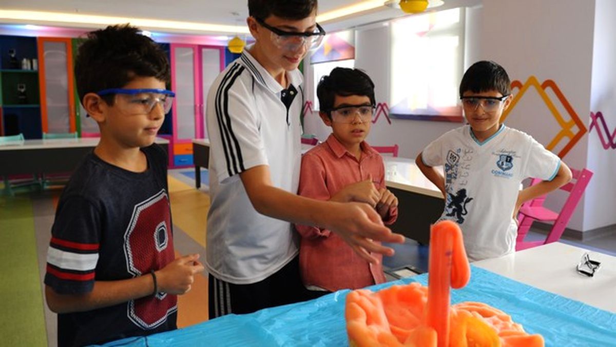 Dahi Çocuklar\' Eğlenirken Öğreniyor