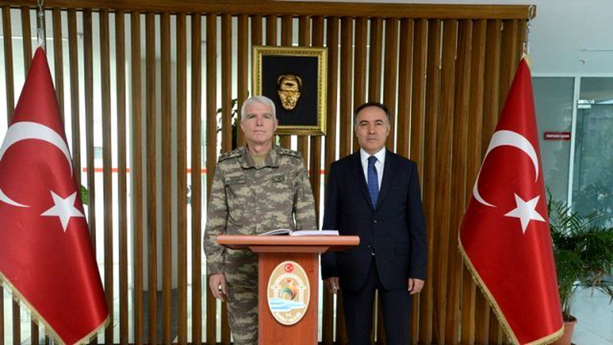 Ege Ordu Komutanı Orgeneral Recep Denizli\'de