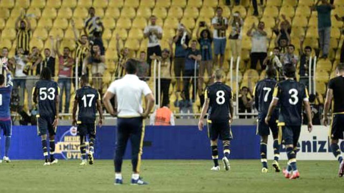 Fenerbahçe'de Savunma ve Orta Saha Alarmı !..