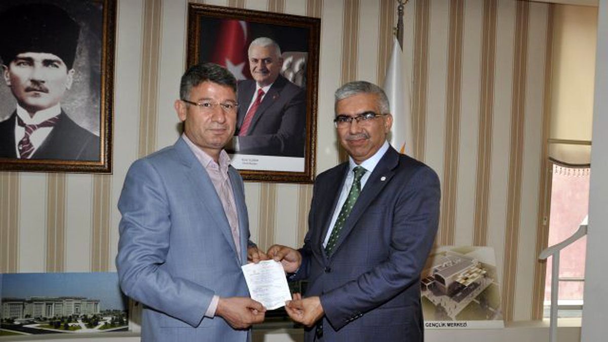 Fikret Yeni geleneği bozmadı