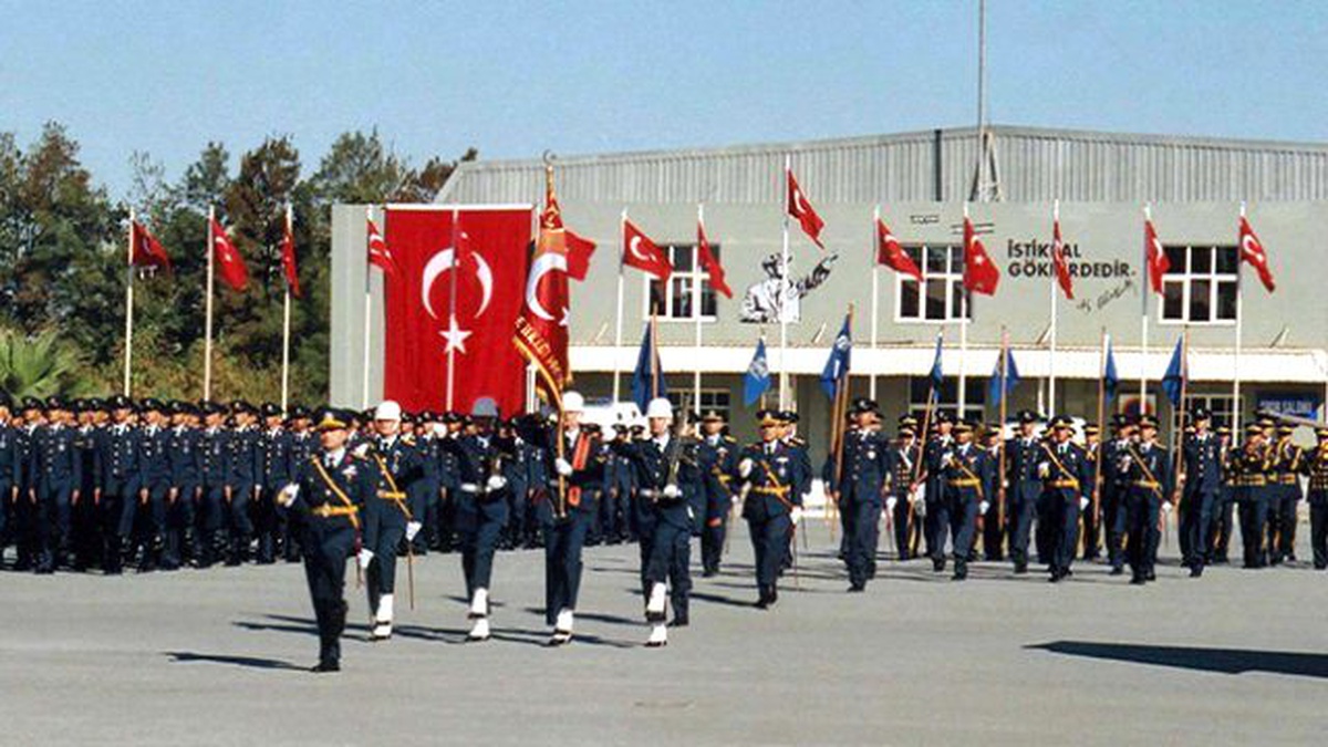 Güncelleme - Hkk\'dan 73 Askeri Personel İhraç Edildi