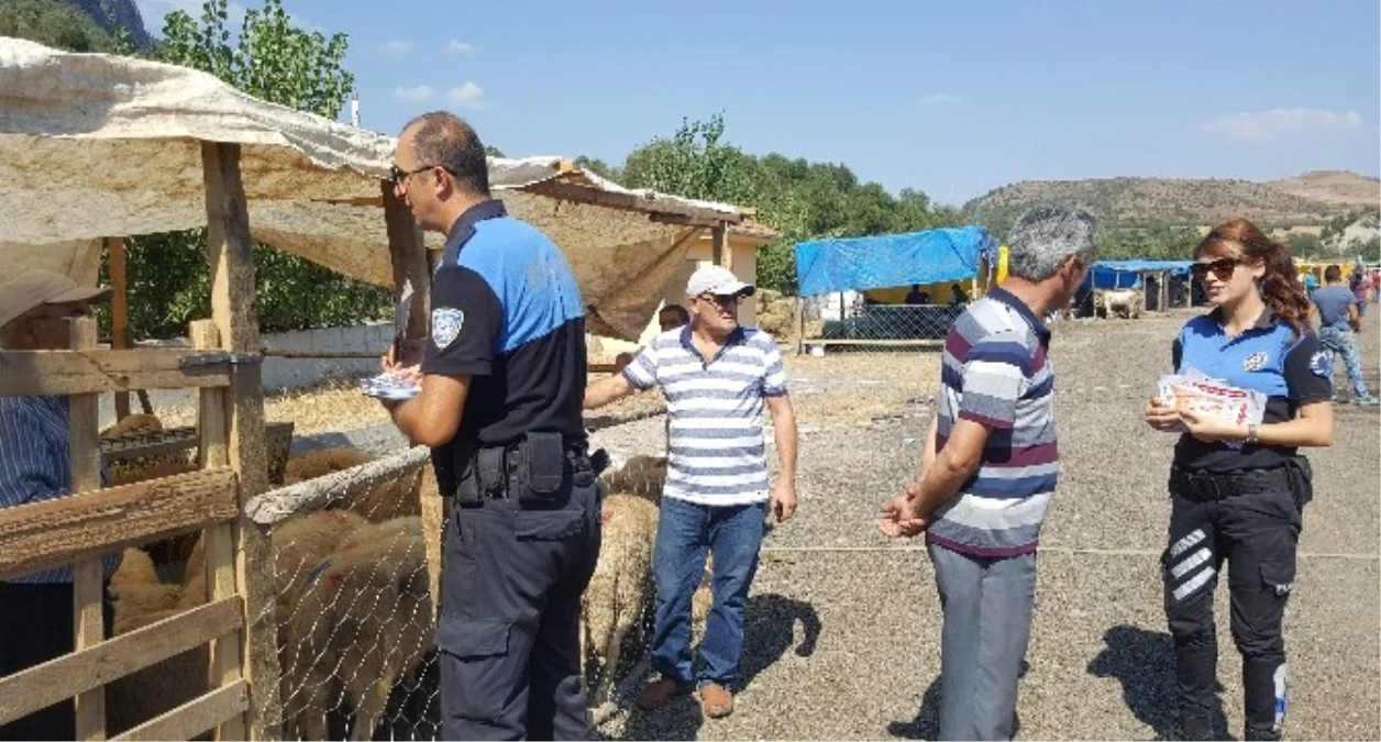 Hayvan Pazarında Polislerden Sahte Para Uyarısı