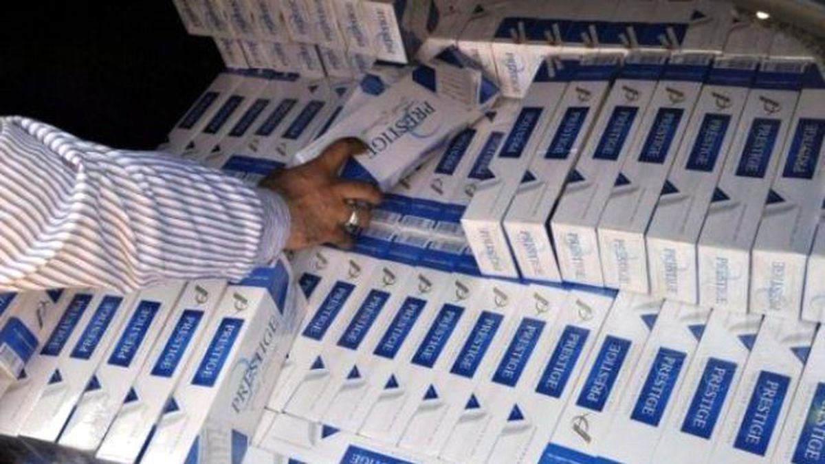 İzmir\'de Kaçak Sigara Operasyonları