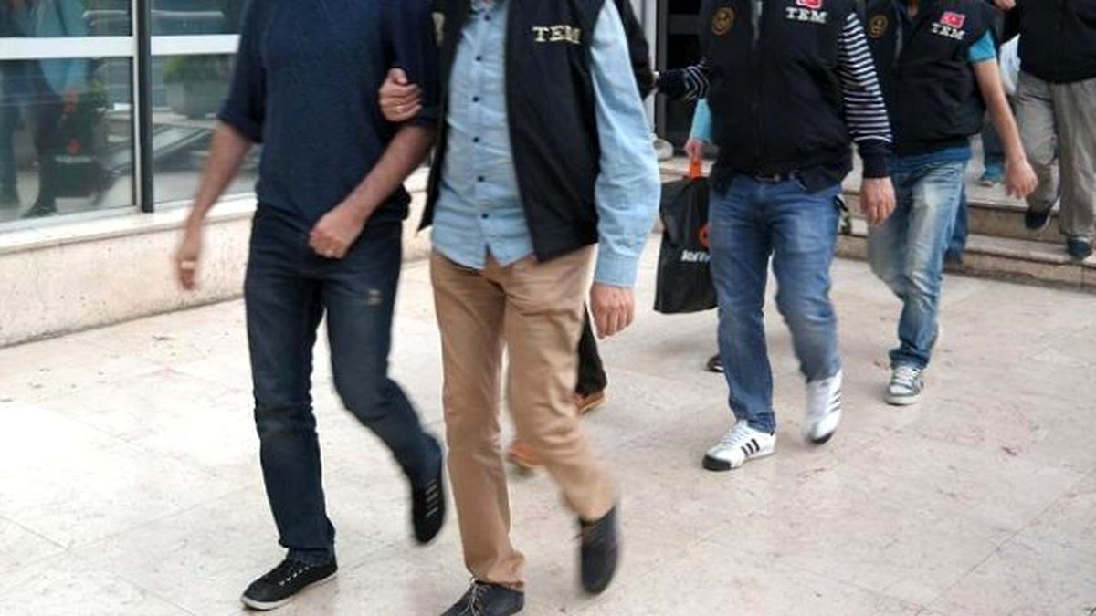 İzmir\'deki Fetö/pdy Soruşturması