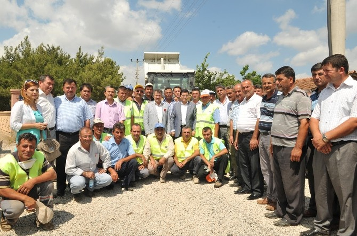 Kepez\' Belediyesi\'nden İşçisine Bayram İkramiyesi