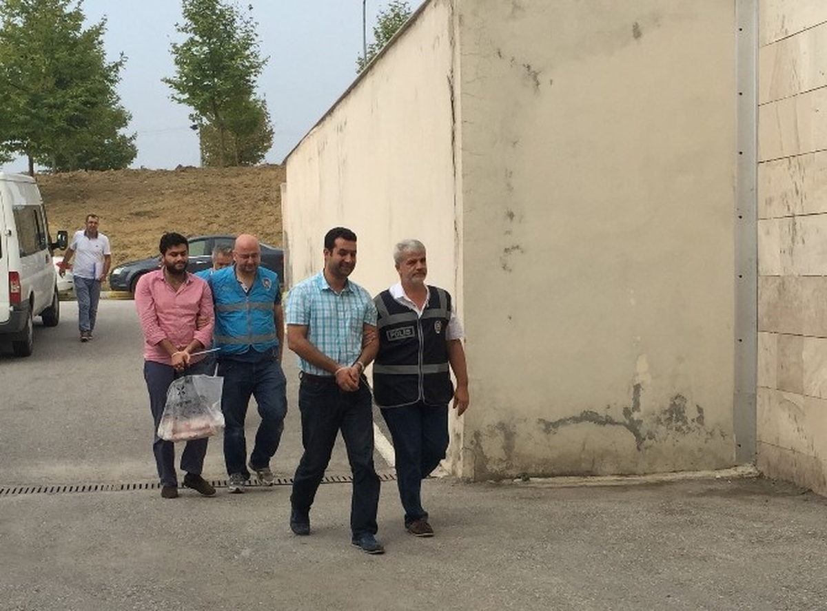 Sakarya\'da Fetö Kapsamında 4 Şahıs Adliyeye Sevk Edildi