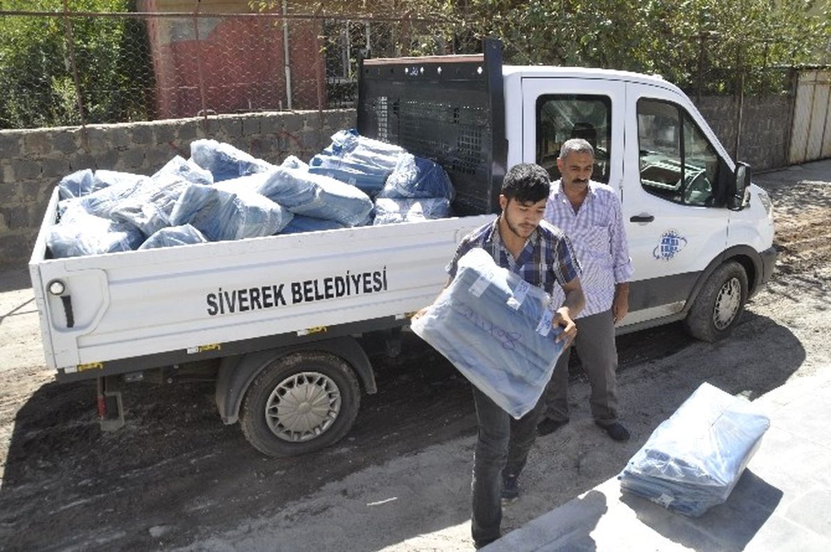 Siverek\'te Kurban Atıkları İçin 50 Bin Poşet Dağıtıldı