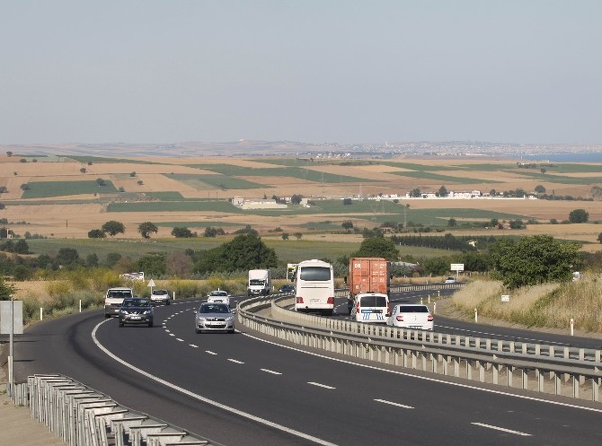 Tekirdağ\'da Motorlu Taşıt Sayısı 242 Bin 475\'e Ulaştı
