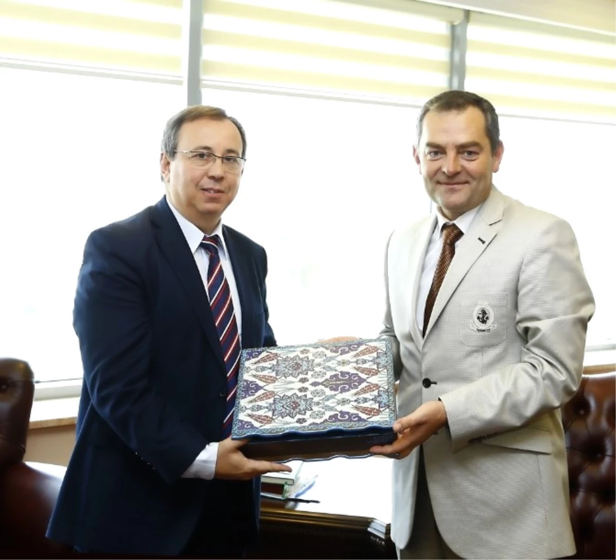 Trakya Üniversitesi Rektörü Prof. Dr. Tabakoğlu\'na Ziyaretler Sürüyor