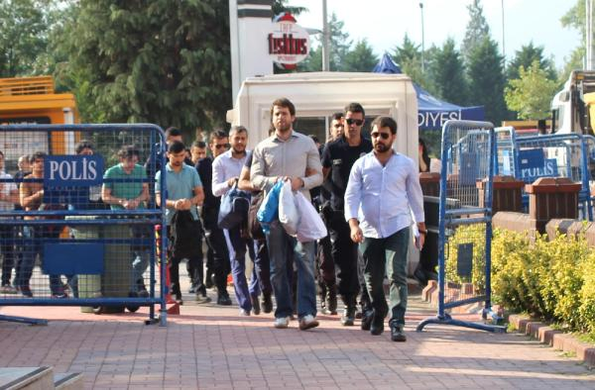 19 Akademisyen ve Öğrenci Fetö\'den Adliyeye Sevk Edildi
