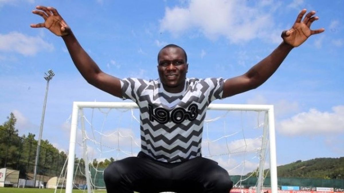 Aboubakar İddialı Konuştu: \'Beni Takip Edin...\'