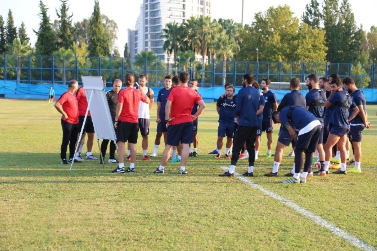 Adana Demirspor\'da Büyükşehir Gaziantepspor Hazırlıkları Sürüyor