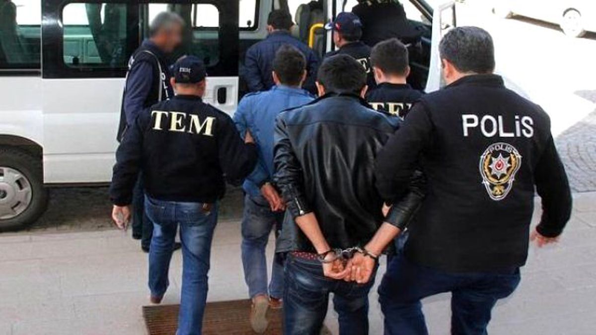 Afyonkarahisar\'da 94 Şahıs Fetö Soruşturması Kapsamında Gözaltında