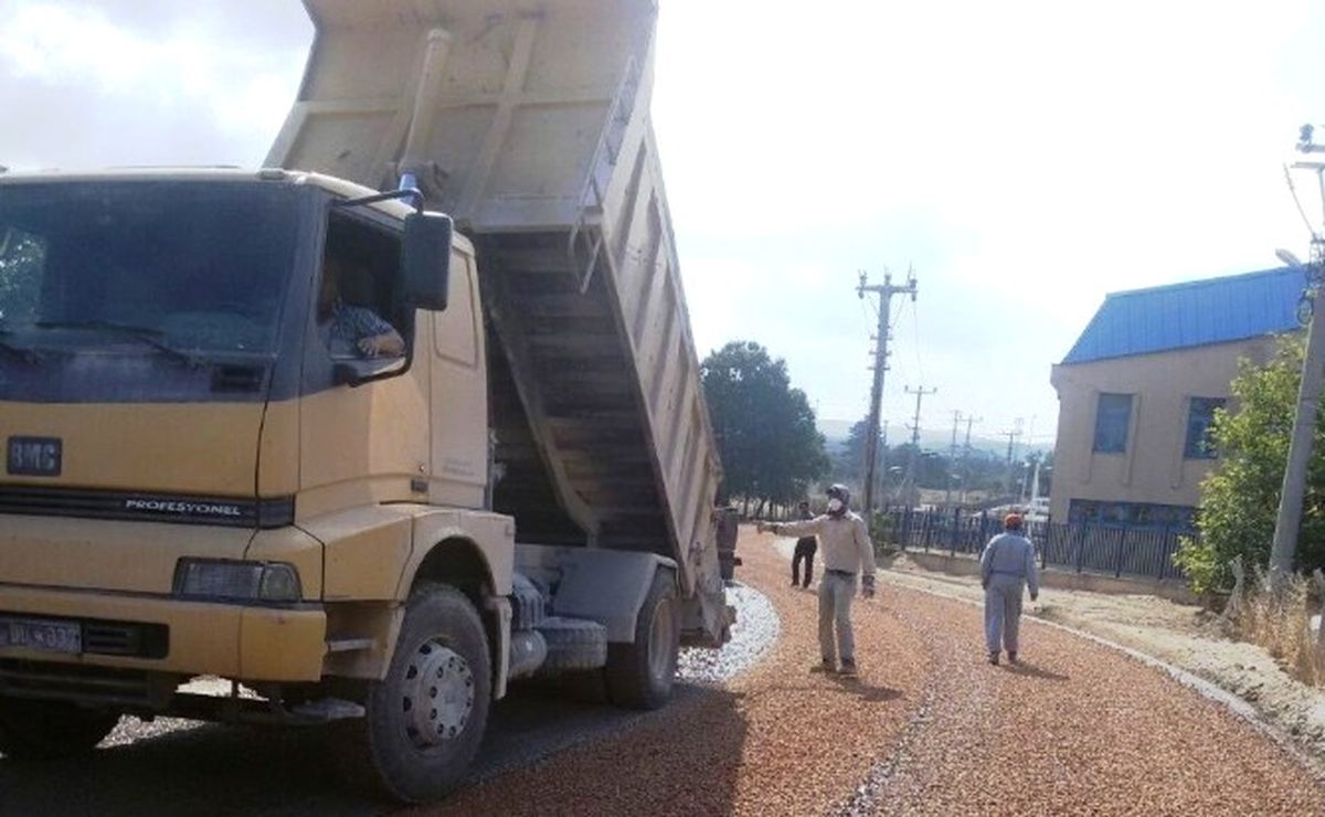 Asfaltlama Çalışmaları Devam Ediyor