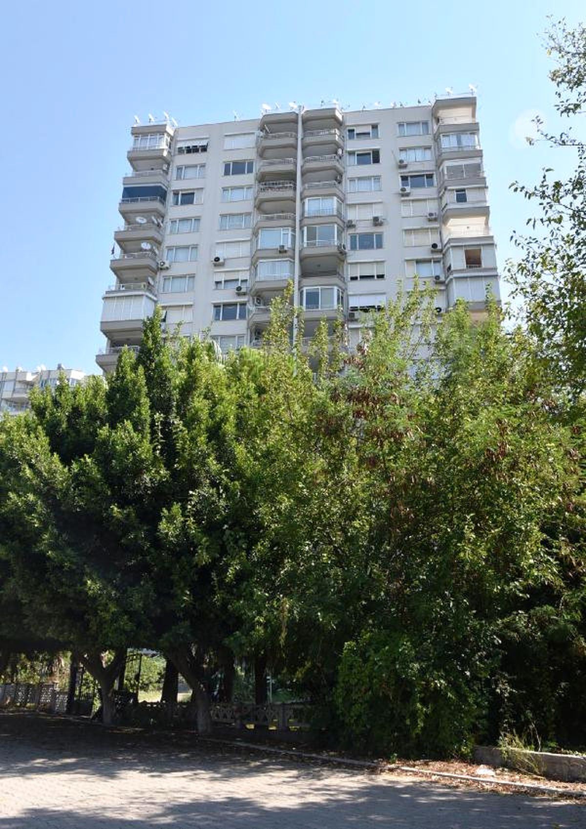 \'Beni Affedin Size Layık Olamadım\' Notu Bırakan Üniversiteli Kız Canına Kıydı