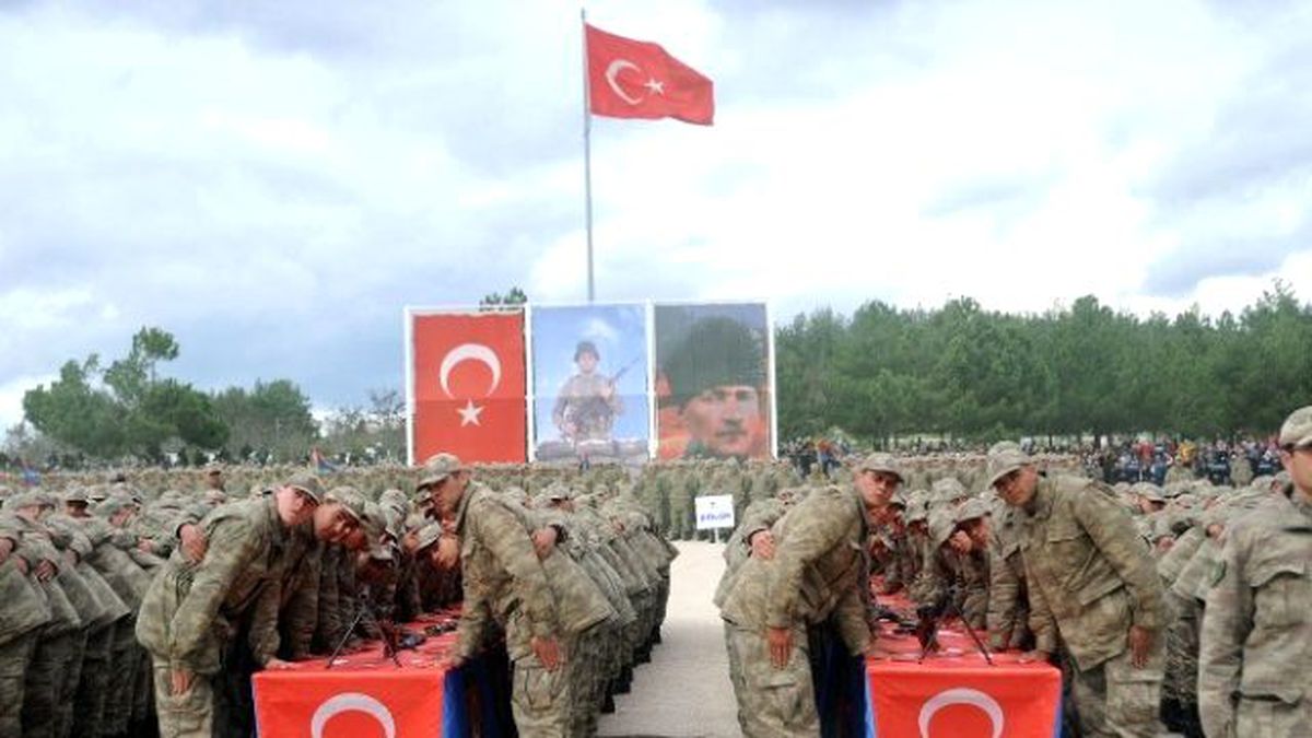 Bilecik\'te Acemi Erler Yemin Etti