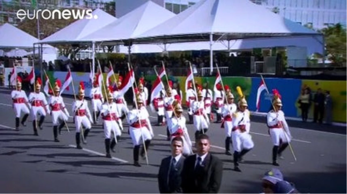 Brezilya\'da Temer Devlet Başkanlığının İlk Resmi Töreninde Yuhalandı