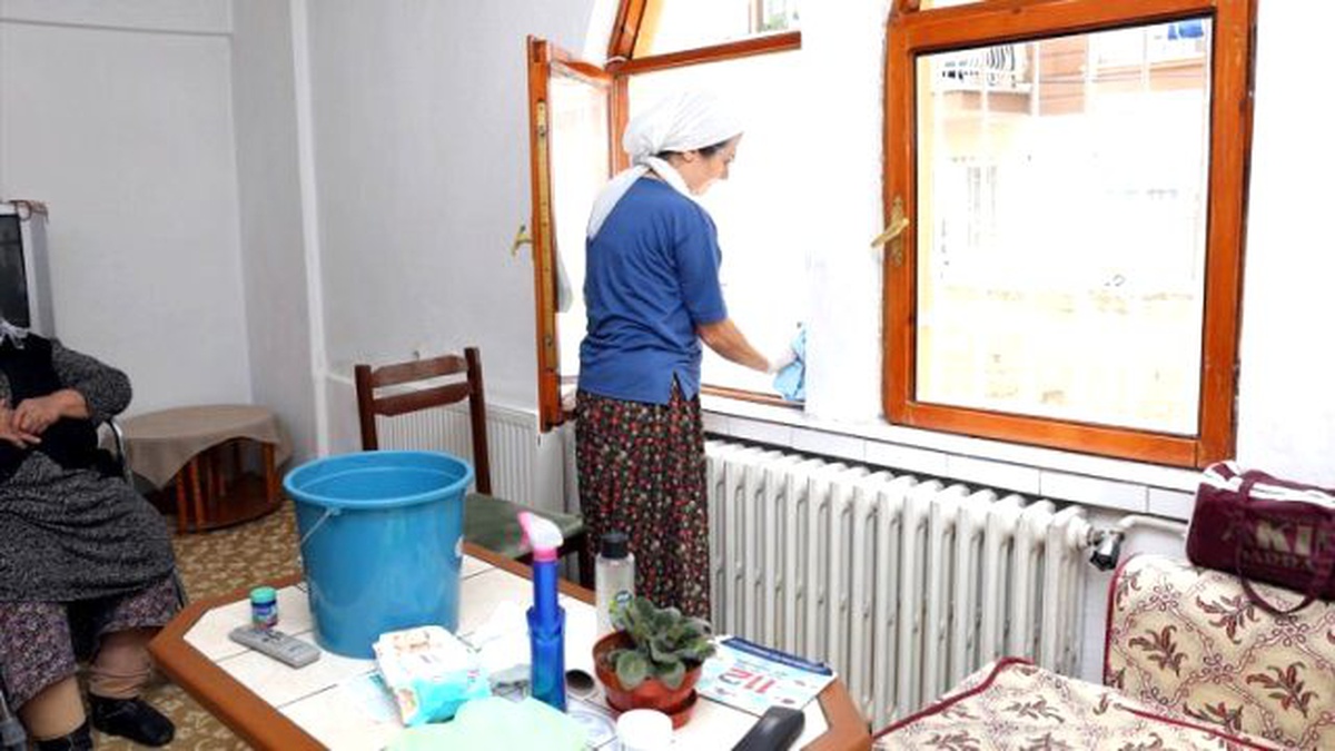 Burdur Belediyesinden Evde Temizlik Hizmeti