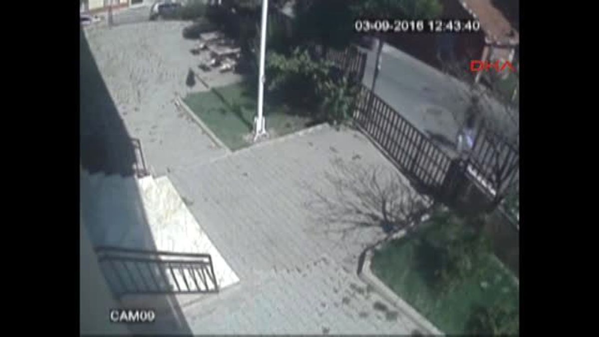 Bursa\'da Kameraların Görüntülediği Gaspçıyı Sakat Kolu Yakalattı