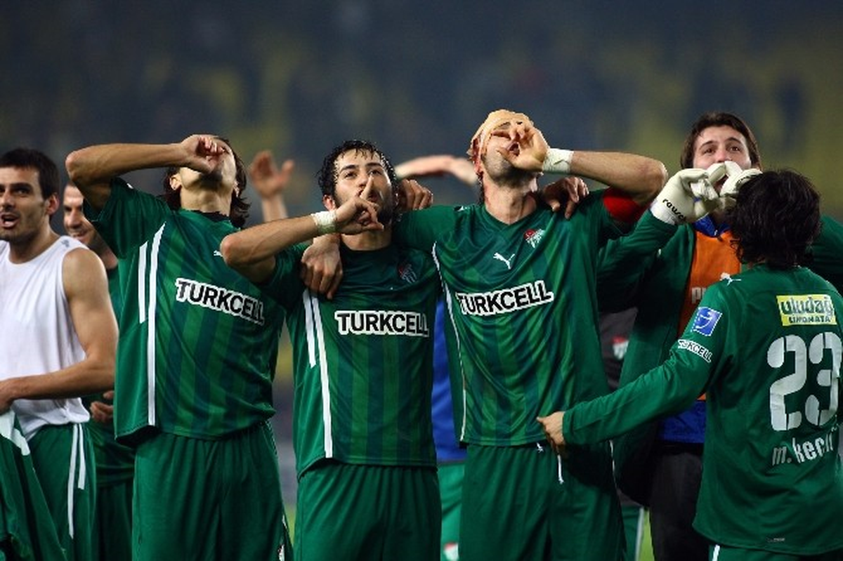 Bursaspor 2 Bin 393 Günlük Hasreti Bitirmek İstiyor