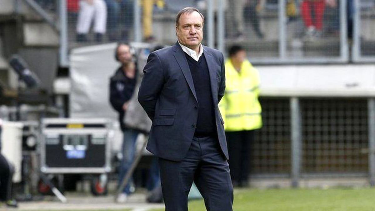 Dick Advocaat: Futbolcular Beşiktaş'ı Dış Güçlerin Şampiyon Yaptığını Düşünüyor