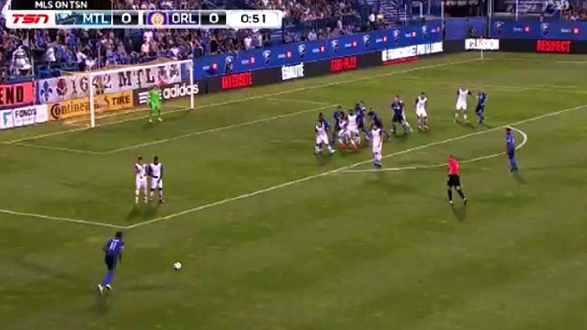 Drogba, Frikik Vuruşunda Topu Ağlara Yolladı