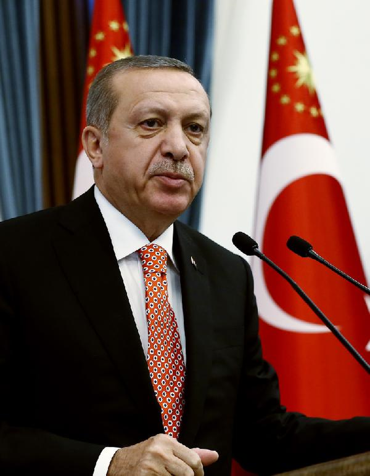 Erdoğan: Memurları Açığa Alma Noktasında Bir Yarışa Girmenizi İstemiyorum Adil Davranın (1)