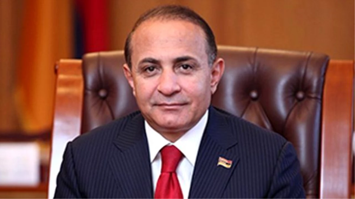 Ermenistan Başbakanı İstifa Etti