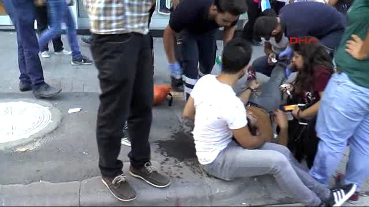 Eskişehir'de 5 Kişi Silahla Yaralandı