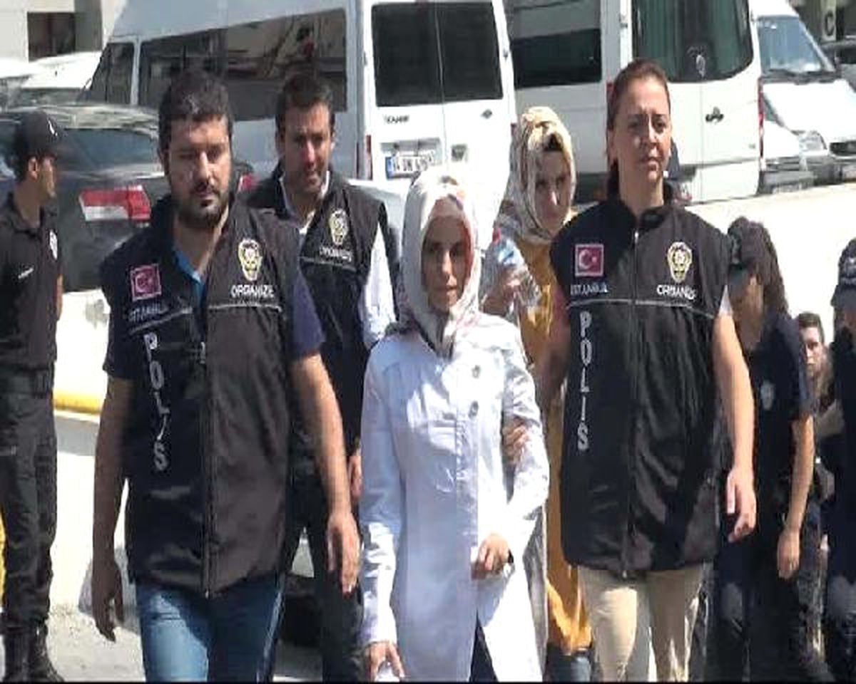 Fetö Operasyonunda Gözaltına Alınan "Abi" ve "Ablalar" Adliyeye Sevkedildi