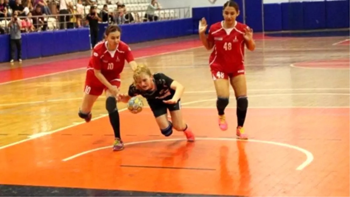 Hentbol: Bayanlar Süper Lig